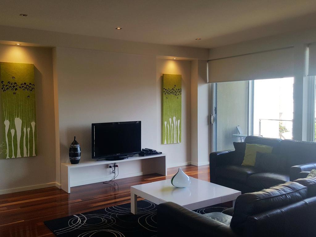 104 On Merri Apartment Уорнъмбул Екстериор снимка